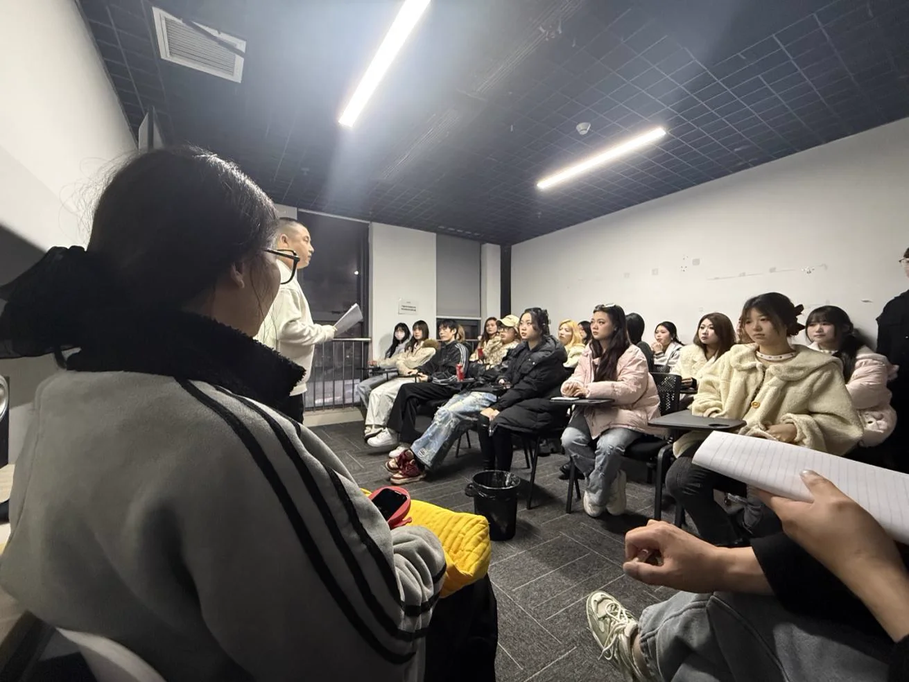 合作资料中的线下培训课堂